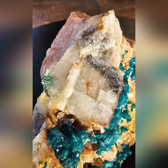 Dioptase with Optic Calcite And Tourmaline-UV Reactive 3.3 X 3.1 - Picture 8 of 15